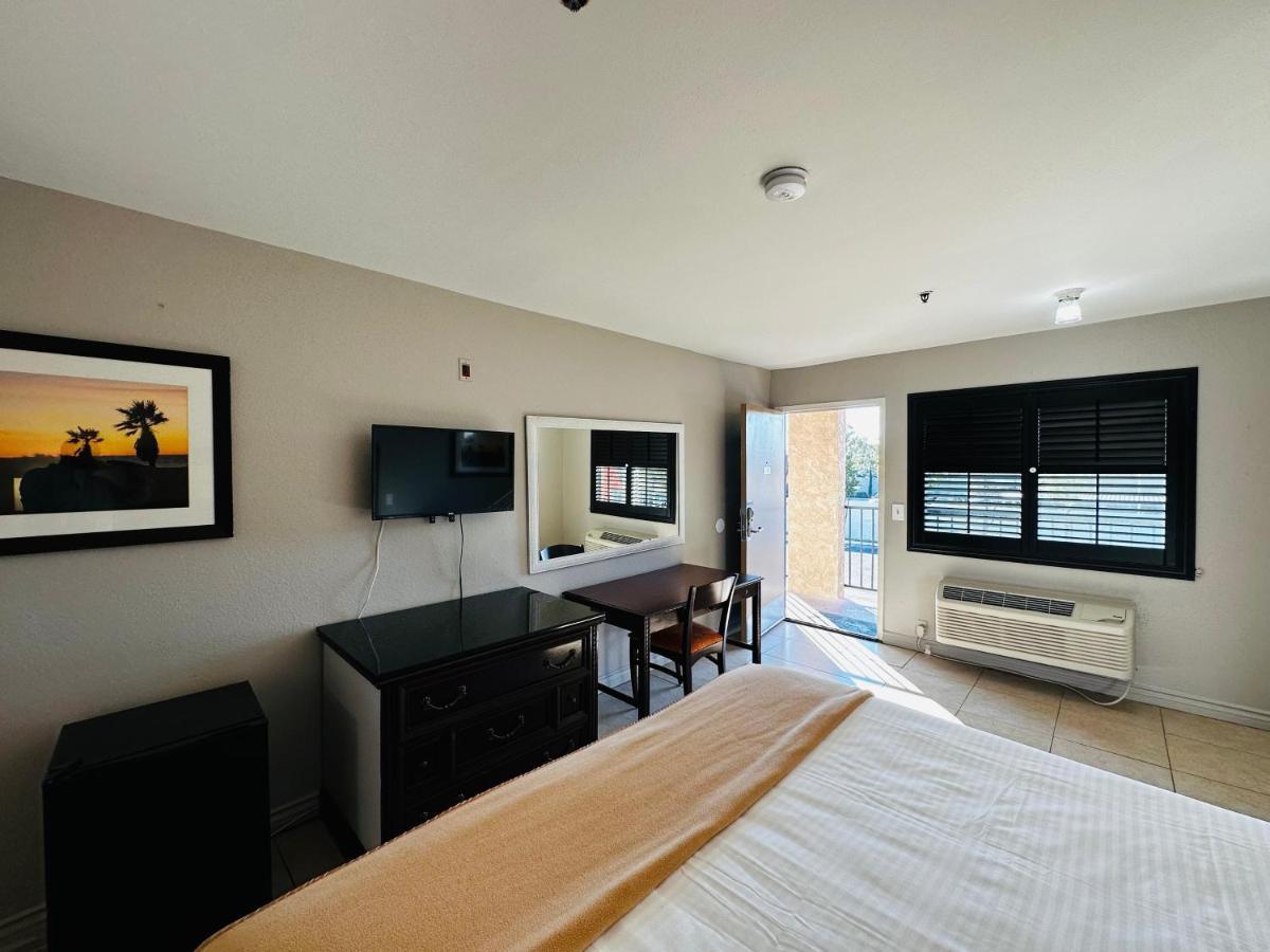 Casa Blanca Express & Suites Cypress Buena Park - Anaheim Area Dış mekan fotoğraf