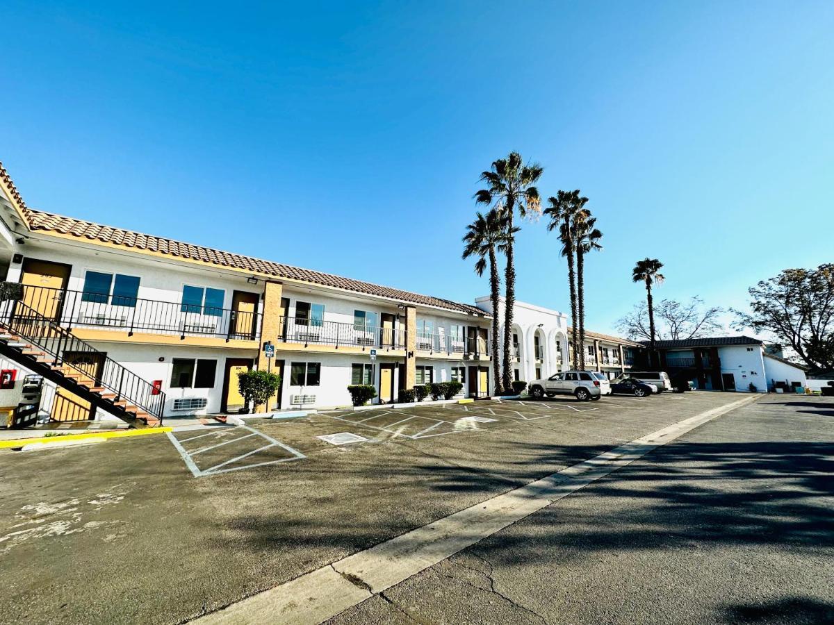 Casa Blanca Express & Suites Cypress Buena Park - Anaheim Area Dış mekan fotoğraf