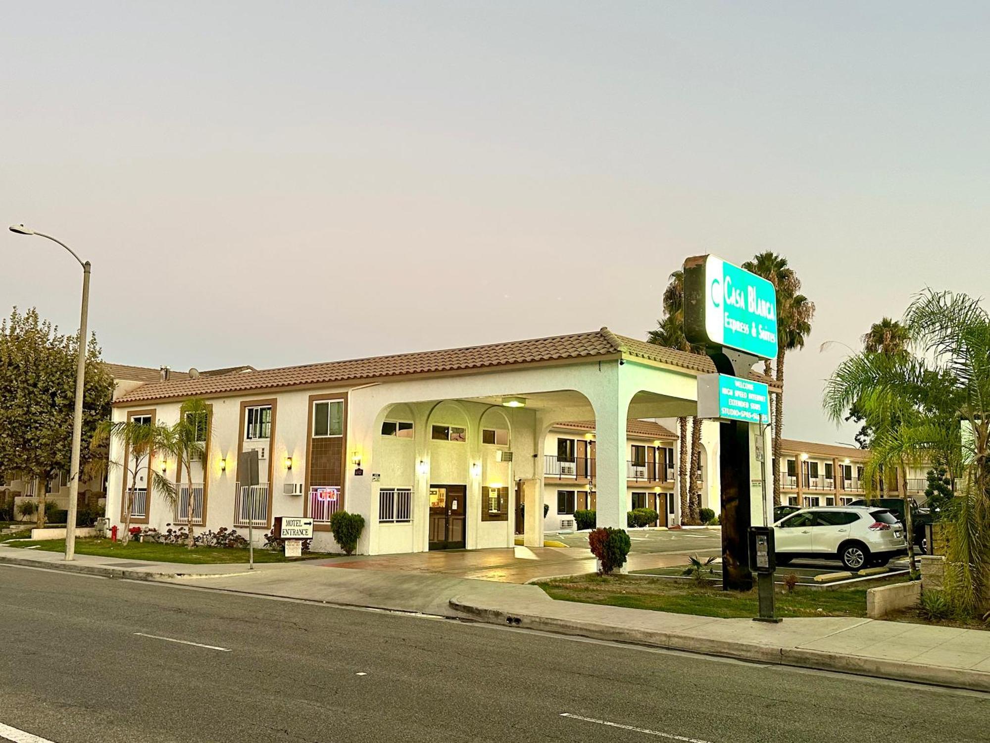 Casa Blanca Express & Suites Cypress Buena Park - Anaheim Area Dış mekan fotoğraf